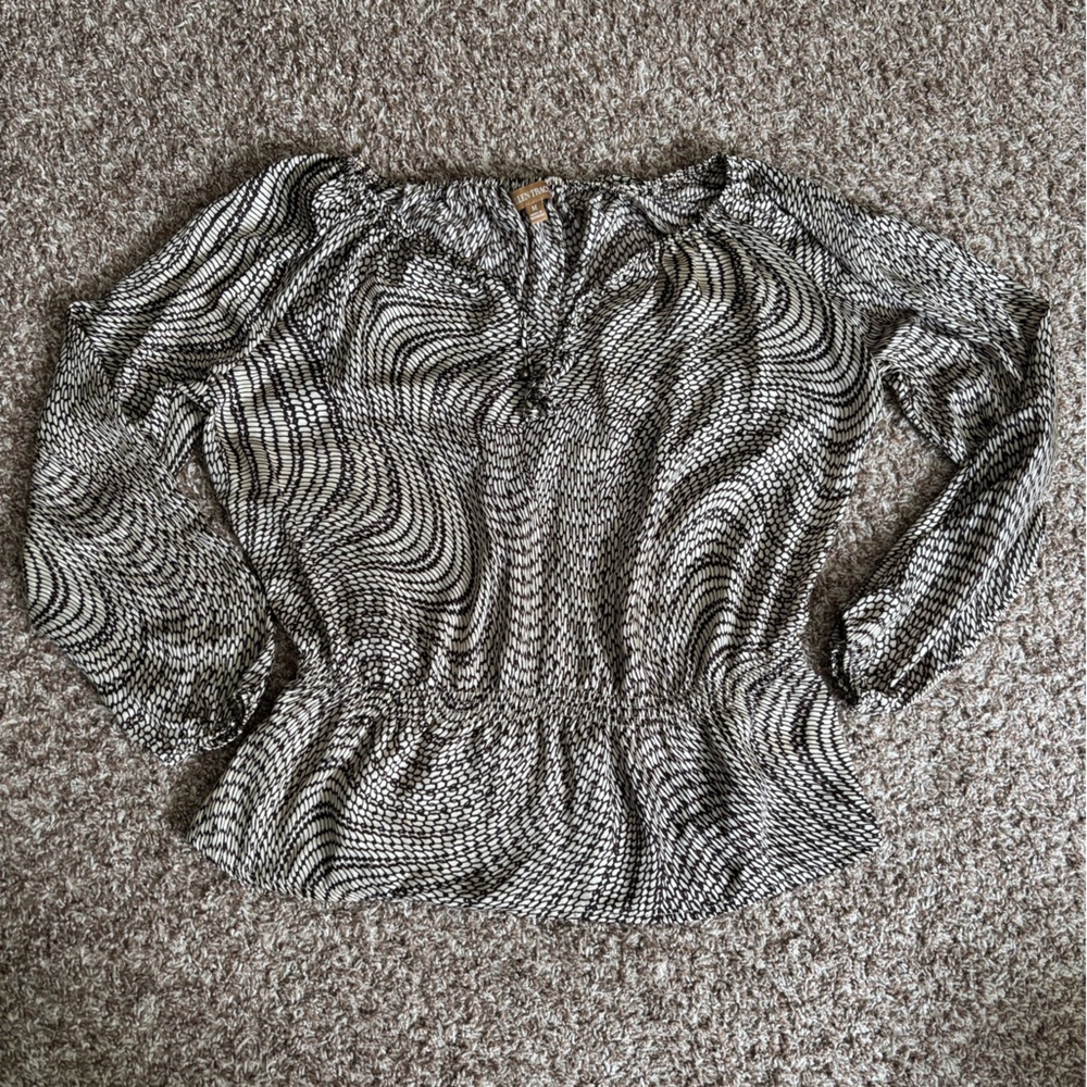 Ellen Tracy Brown and Cream Patterned Blouse